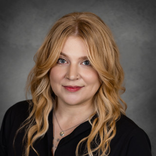Sara T.